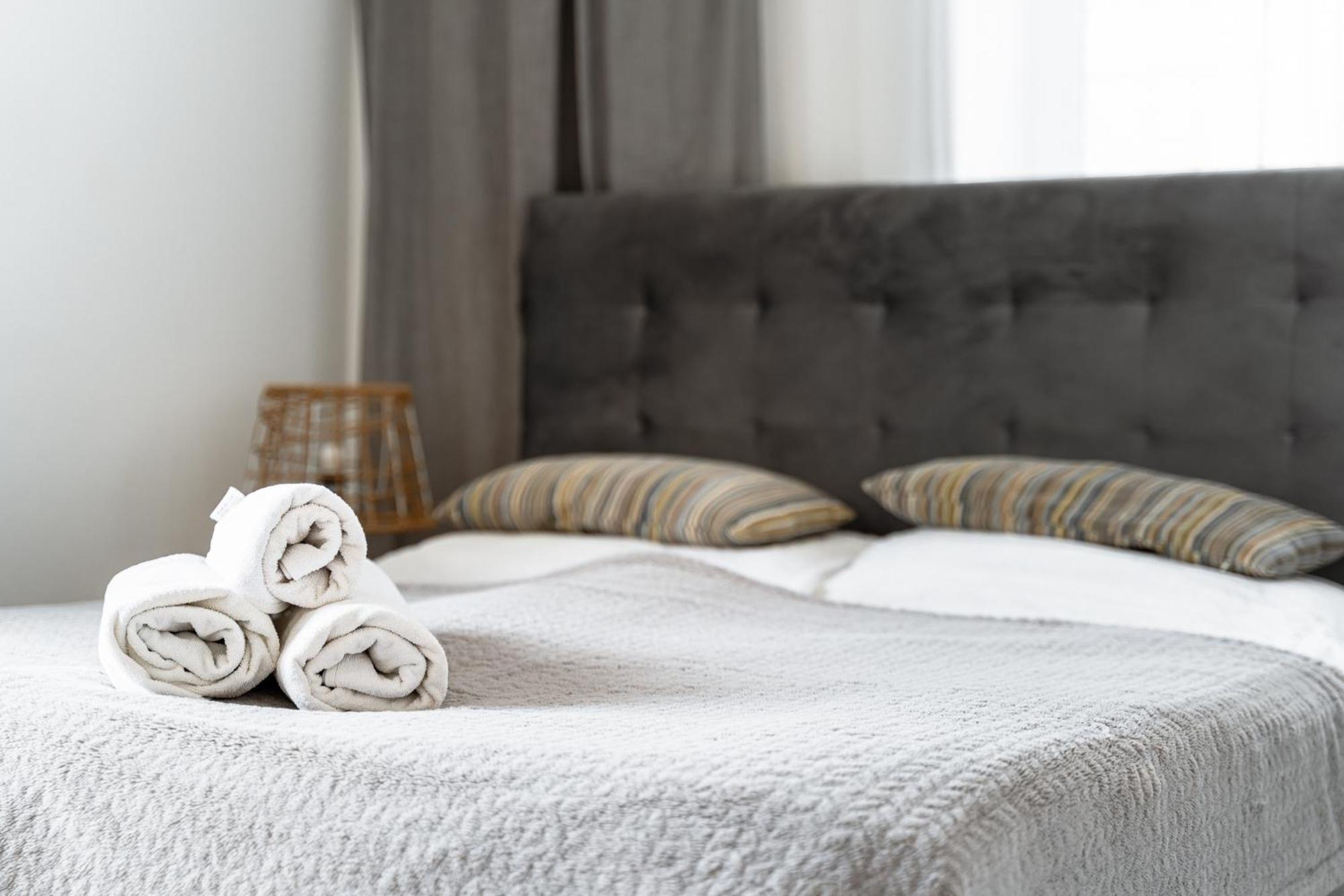 Ah Park Angelinum Apartment โกชิเซ ภายนอก รูปภาพ