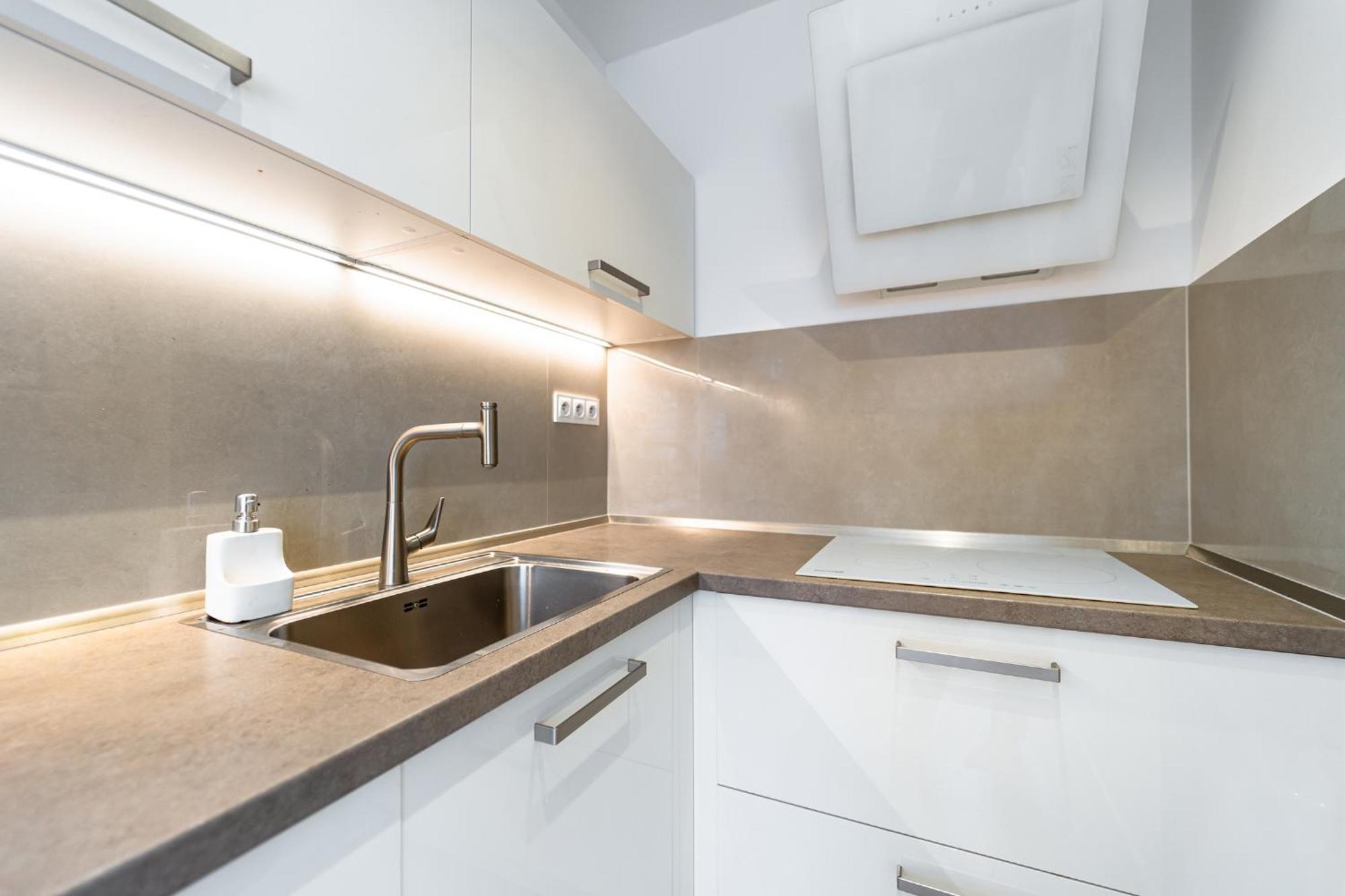 Ah Park Angelinum Apartment โกชิเซ ภายนอก รูปภาพ