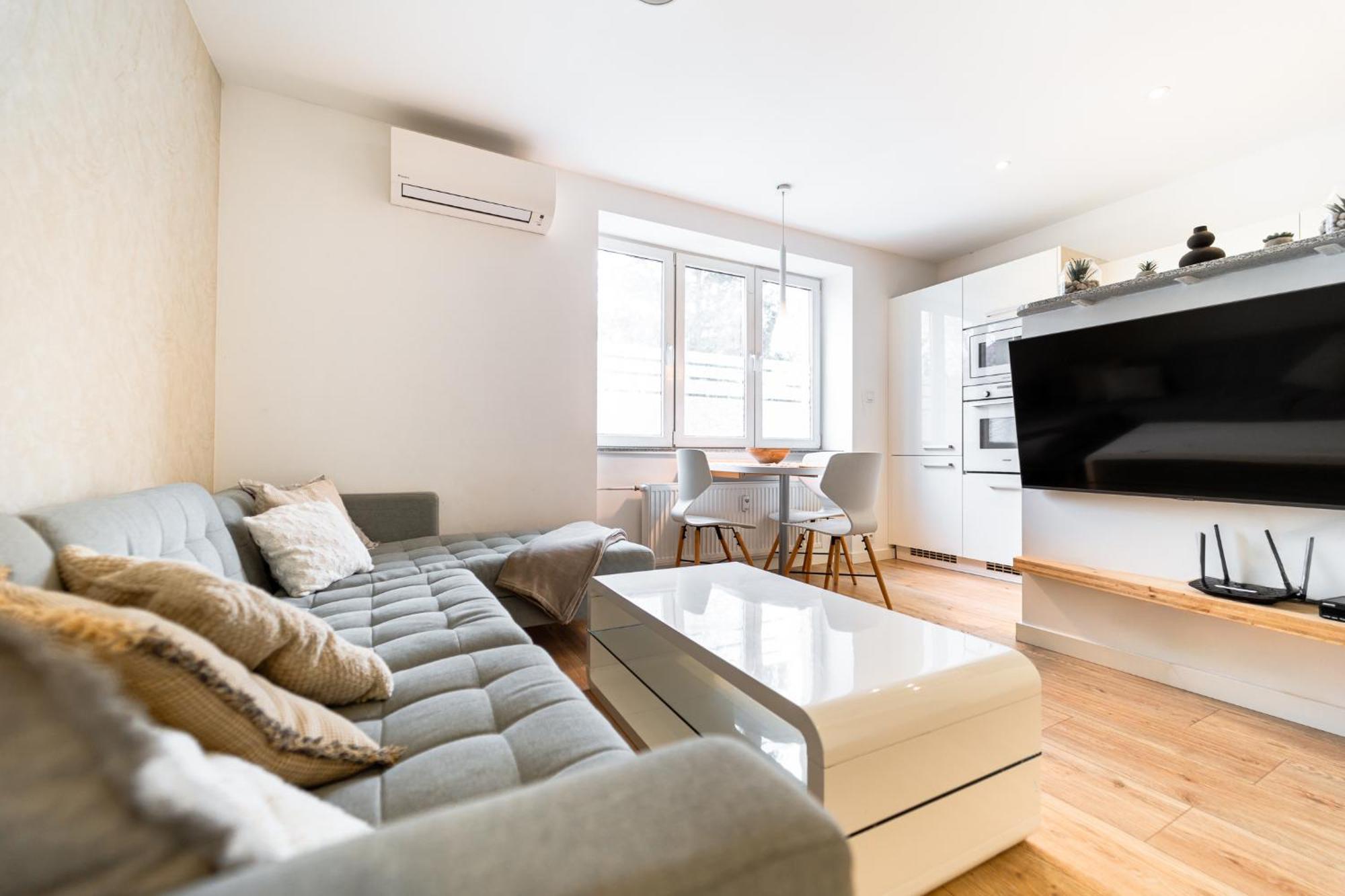 Ah Park Angelinum Apartment โกชิเซ ภายนอก รูปภาพ